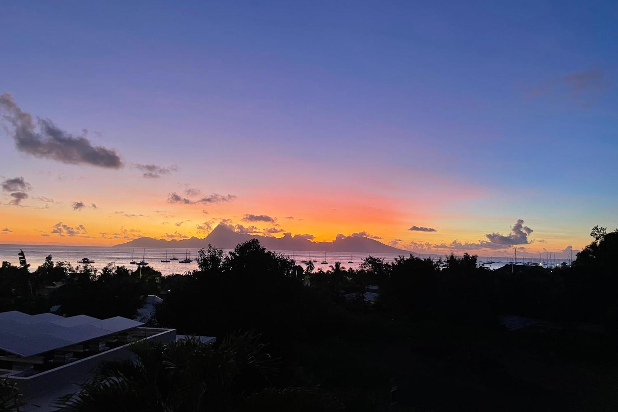 Manuia Luxury Apartment - Tahiti Punaauia -Wi-Fi Netflix Pool & Gym المظهر الخارجي الصورة